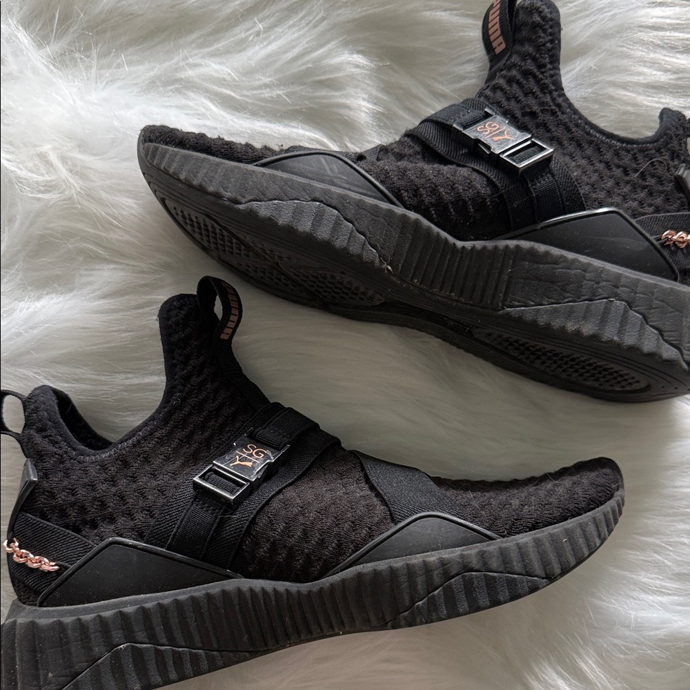 Puma Black Athletic Shoes